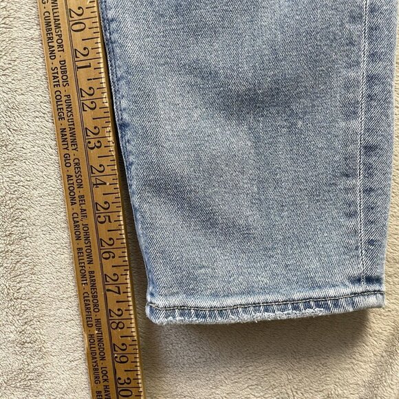 American Eagle‎ Straight Mom Jean Women's 8 Long Blue High Rise Distressed Denim - Picture 7 of 14